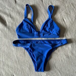 Vitamin A neutra bikini M